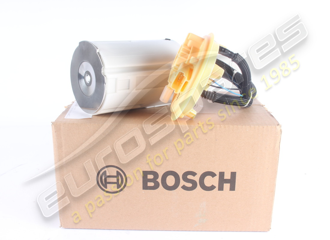 NEW BOSCH LH COMPLETE FUEL PUMP . PART NUMBER 239819 (1)