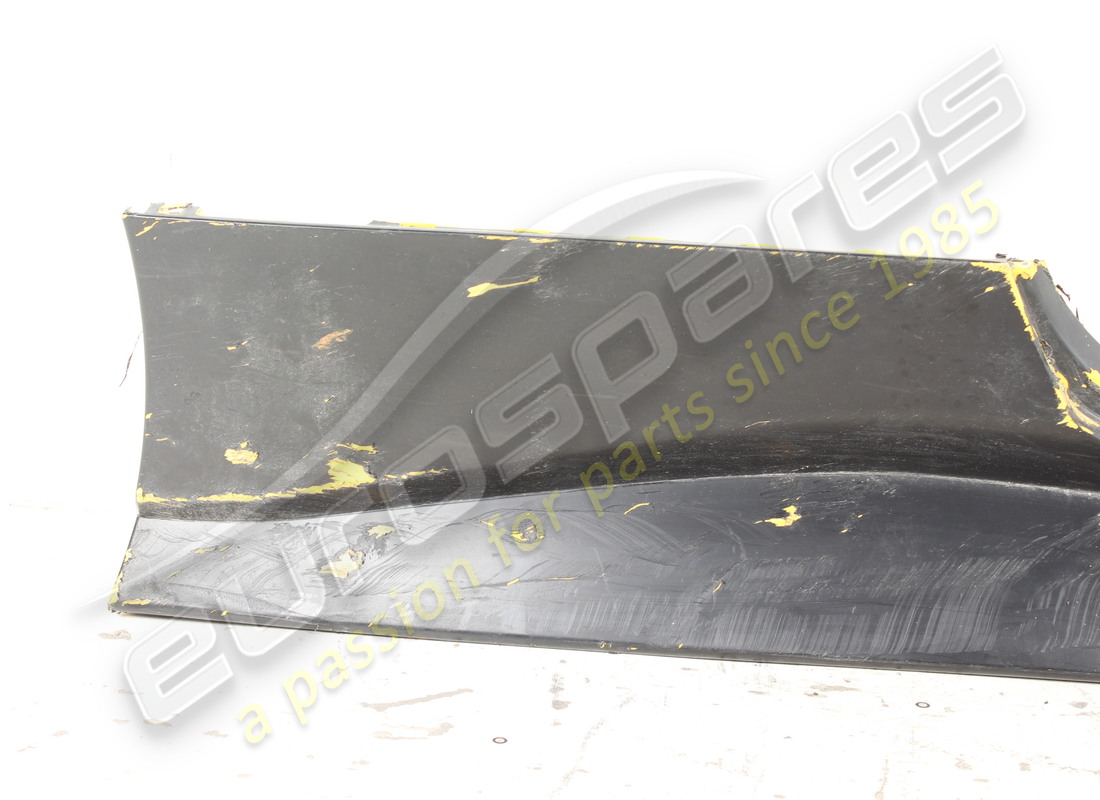 DAMAGED FERRARI COMPLETE RH UNDERDOOR TRIM. PART NUMBER 88540610 (3) damaged ferrari complete rh underdoor trim. part number 88540610 (3)