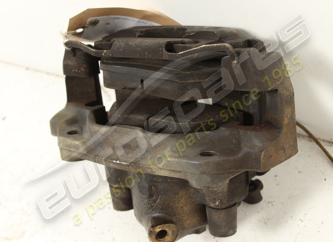 USED FERRARI RH FRONT BRAKE CALIPER. PART NUMBER 117182 (3) used ferrari rh front brake caliper. part number 117182 (3)