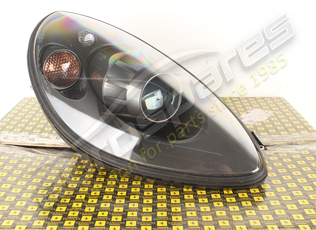 new (other) ferrari rh headlight grigio silverstone lhd part number 68269196 (6)