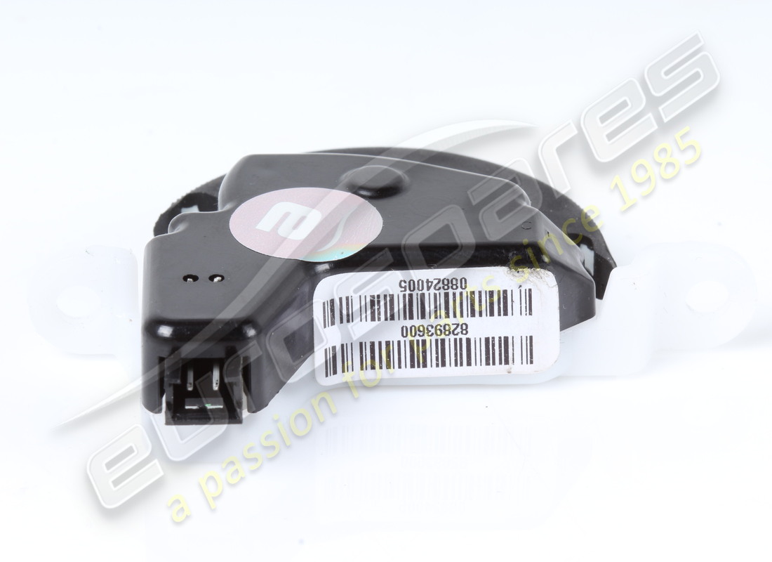 used ferrari lower central air vent contr. part number 82893600 (3)