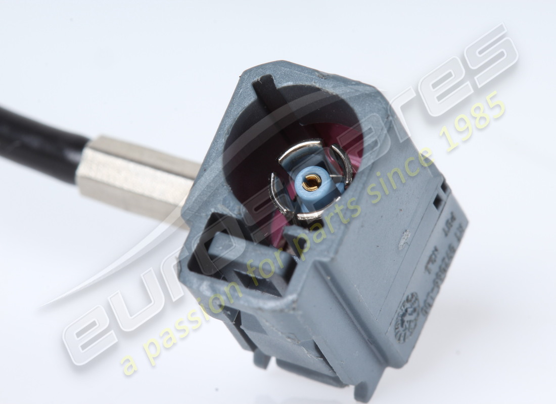 USED FERRARI RF ANTENNA FOR SVR. PART NUMBER 824398 (2) used ferrari rf antenna for svr. part number 824398 (2)