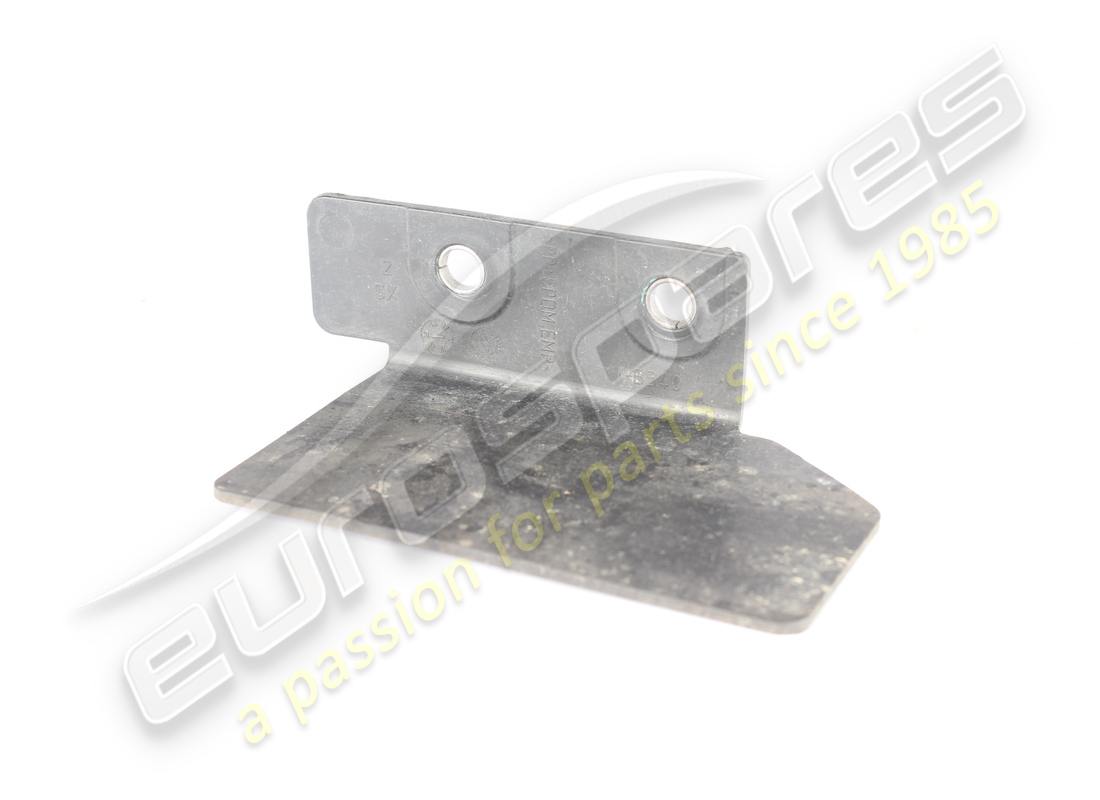 USED MASERATI LH GUARD. PART NUMBER 670156982 (1) used maserati lh guard. part number 670156982 (1)