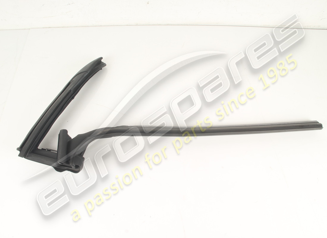 USED Ferrari GUARNIZIONE CONTORNO PORTA D . PART NUMBER 788061 (1)