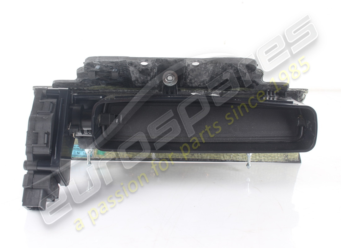 used eurospares complete centre air vent in carbon. part number eap1723825 (3)