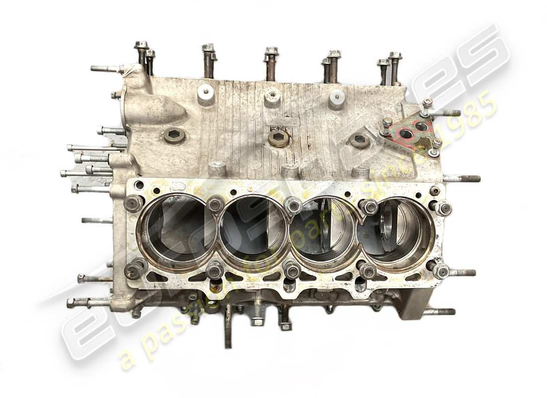 USED FERRARI COMPLETE F131 CRANKCASE. PART NUMBER 180656 (1) used ferrari complete f131 crankcase. part number 180656 (1)