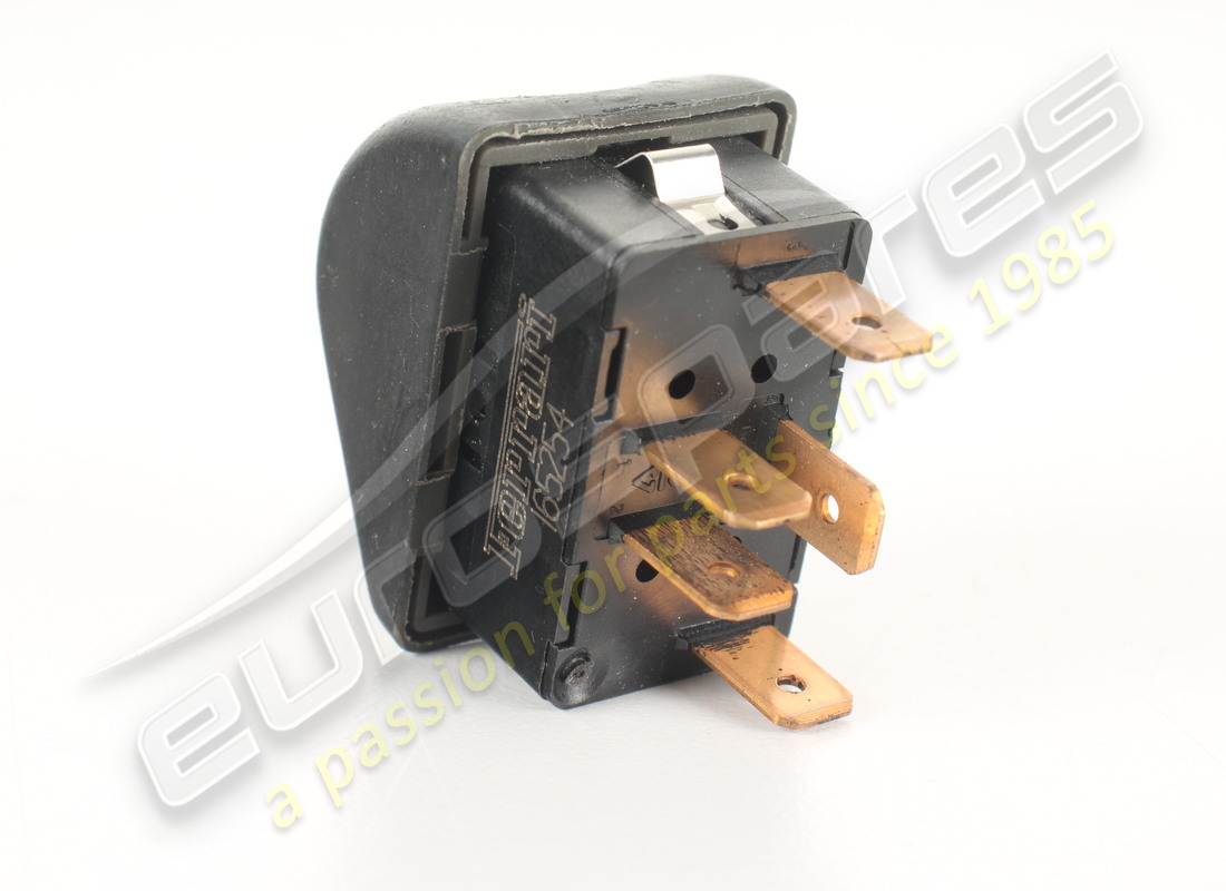 NEW (OTHER) FERRARI REAR FOG LIGHT SWITCH. PART NUMBER 165254 (4) new (other) ferrari rear fog light switch. part number 165254 (4)