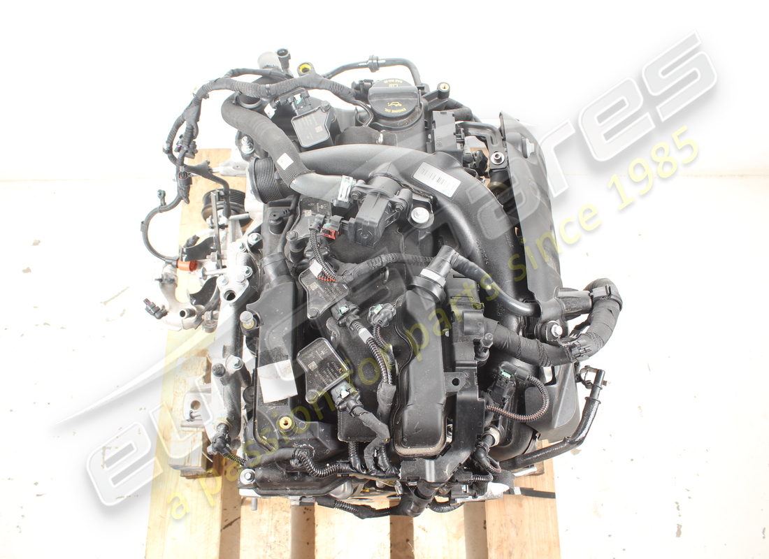 USED MASERATI MOTORE COMPLETE MHEV M182 (3223 MILES). PART NUMBER 670054344 (7) used maserati motore complete mhev m182 (3223 miles). part number 670054344 (7)