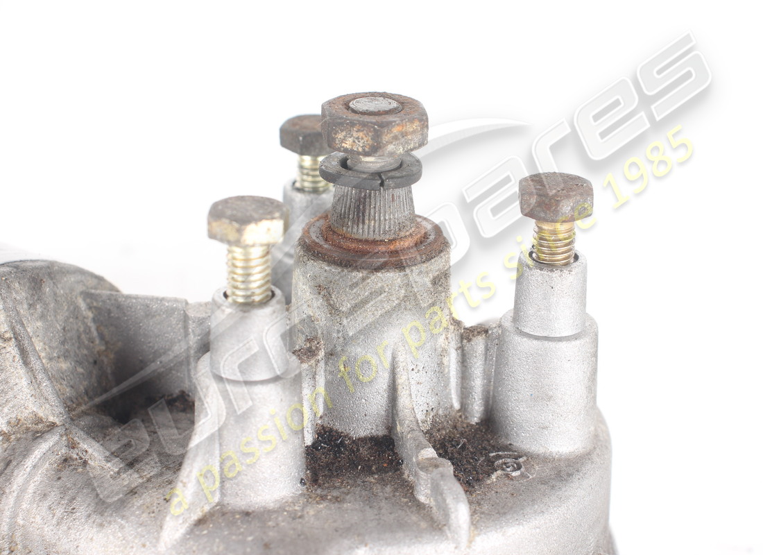 USED FERRARI WIPER MOTOR. PART NUMBER 61768900 (5) used ferrari wiper motor. part number 61768900 (5)