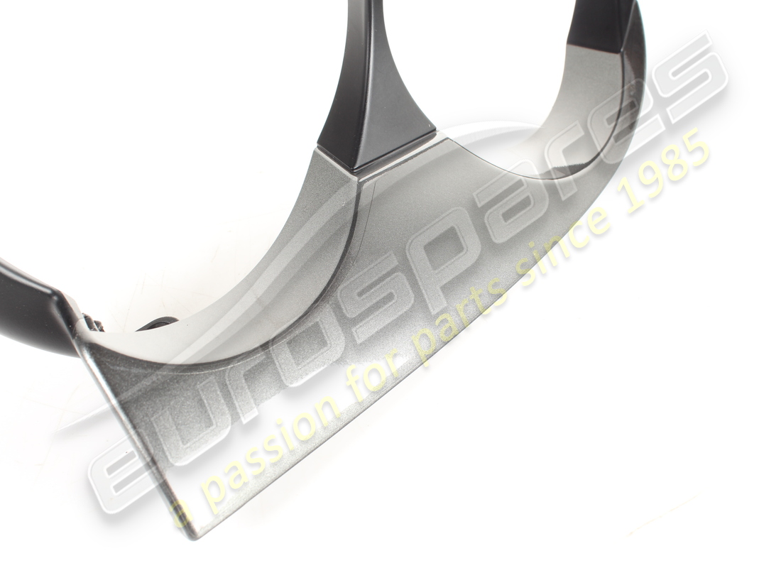 USED FERRARI LH TAIL LIGHT SURROUND. PART NUMBER 985909300 (2) used ferrari lh tail light surround. part number 985909300 (2)