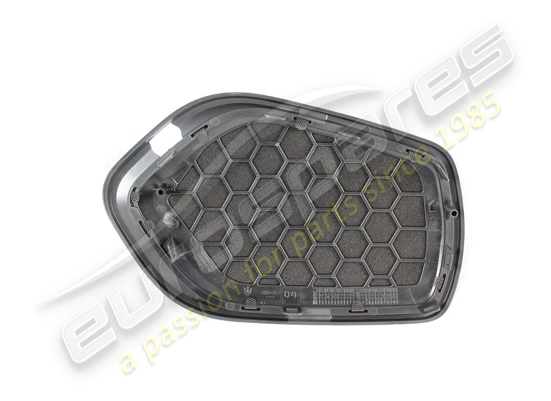 new maserati rear rh woofer grill premium. part number 673002056 (2)