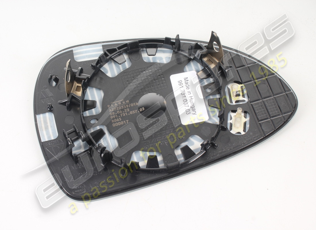 NEW (OTHER) PORSCHE MIRROR GLASS (CONVEX). PART NUMBER 99173103703 (3) new (other) porsche mirror glass (convex). part number 99173103703 (3)
