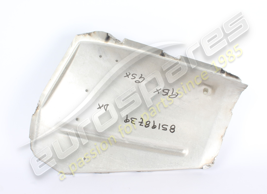 NEW (OTHER) FERRARI RH PLATE -NOT FOR GD-. PART NUMBER 985198739 (2) new (other) ferrari rh plate -not for gd-. part number 985198739 (2)