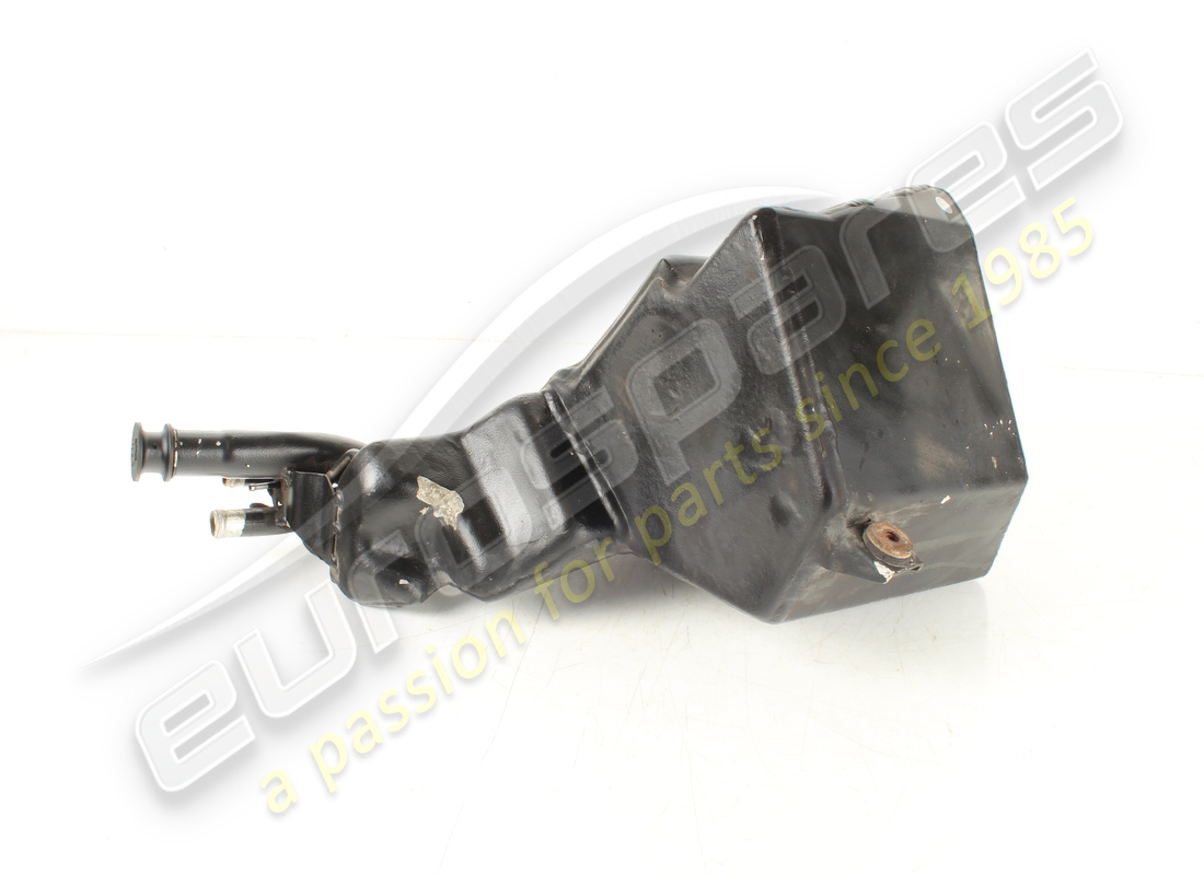 USED MASERATI OIL TANK. PART NUMBER 205033 (2) used maserati oil tank. part number 205033 (2)