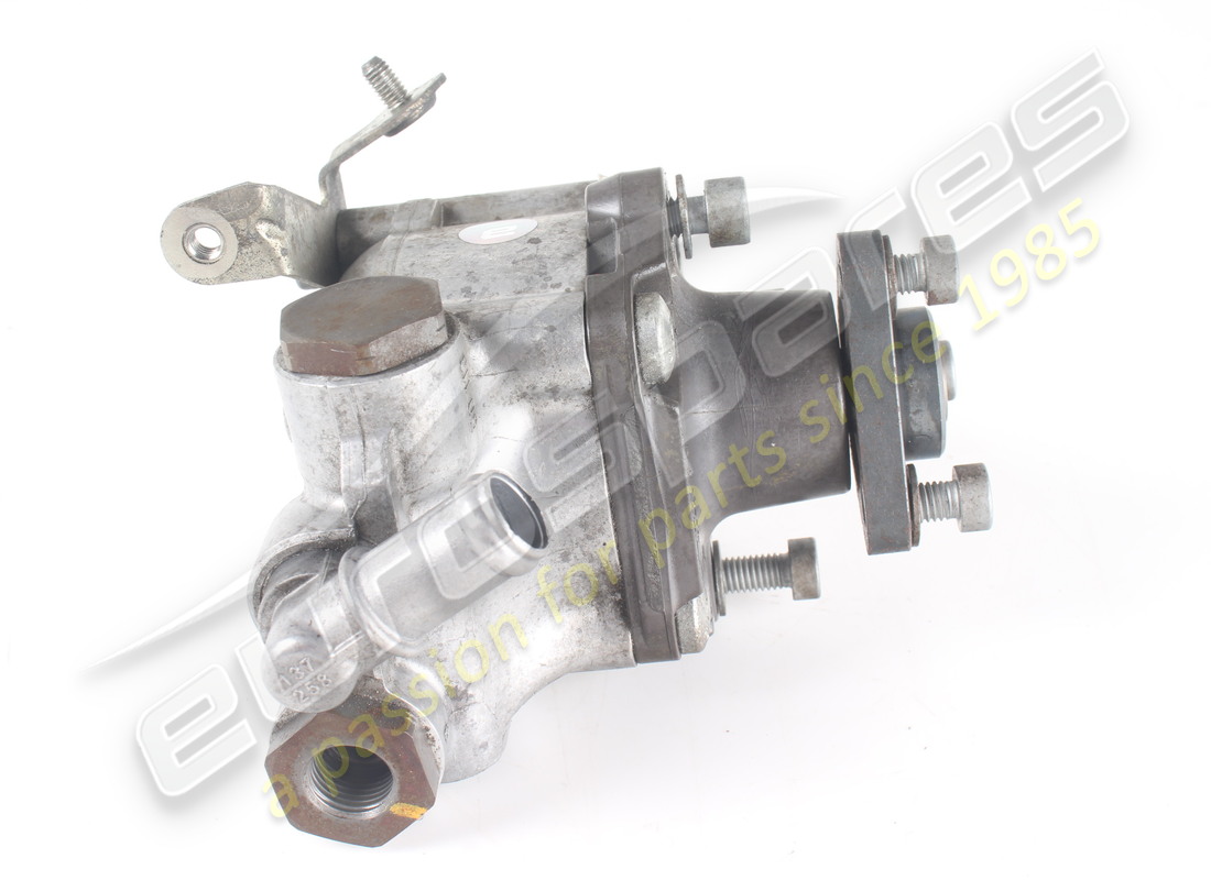 USED FERRARI POWER STEERING PUMP. PART NUMBER 277567 (6) used ferrari power steering pump. part number 277567 (6)