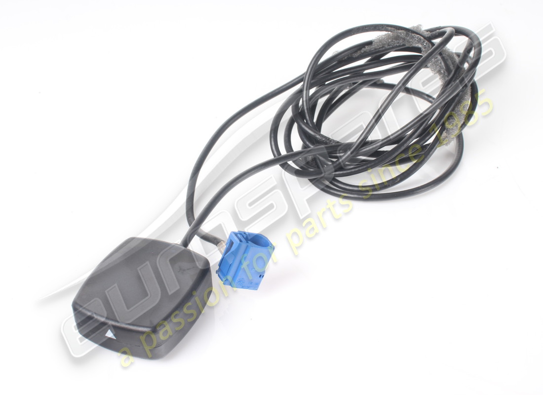 USED Ferrari GLONASS GPS ANTENNA . PART NUMBER 336506 (1)