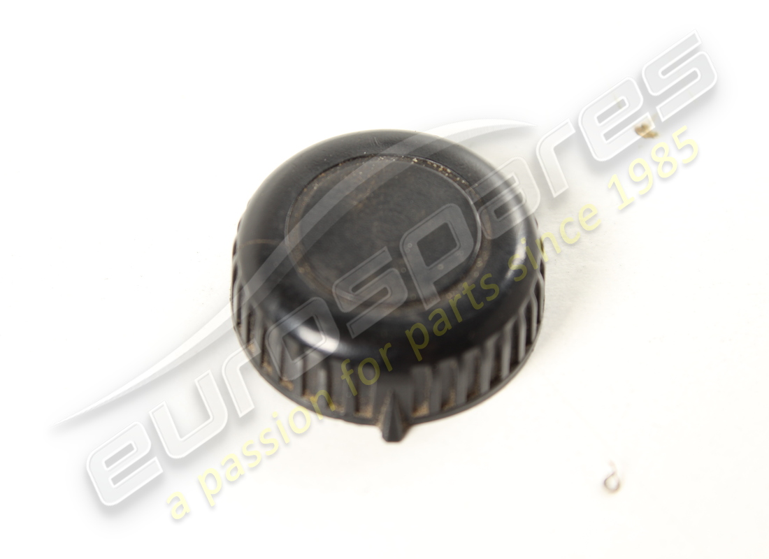 USED FERRARI CONTROL KNOB. PART NUMBER 61808000 (1) used ferrari control knob. part number 61808000 (1)