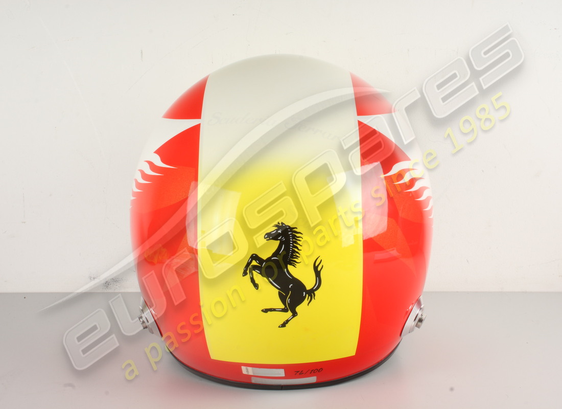 new ferrari xlarge ferrari helmet with bag. part number 95993130 (3)