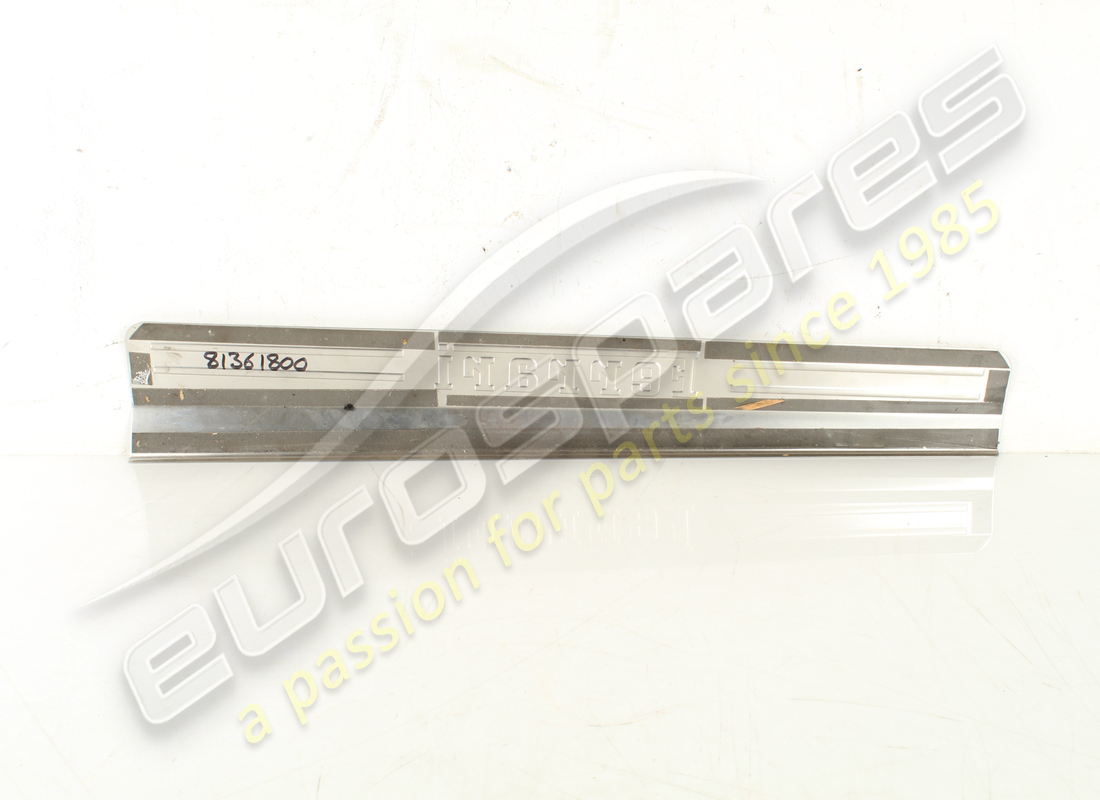 used ferrari rh kickplate. part number 81361800 (2)