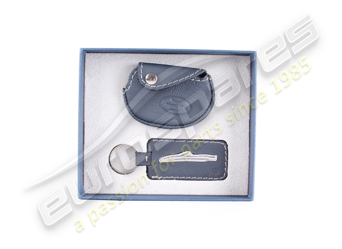 new maserati leather key cover and keyrin. part number 940000418 (3)