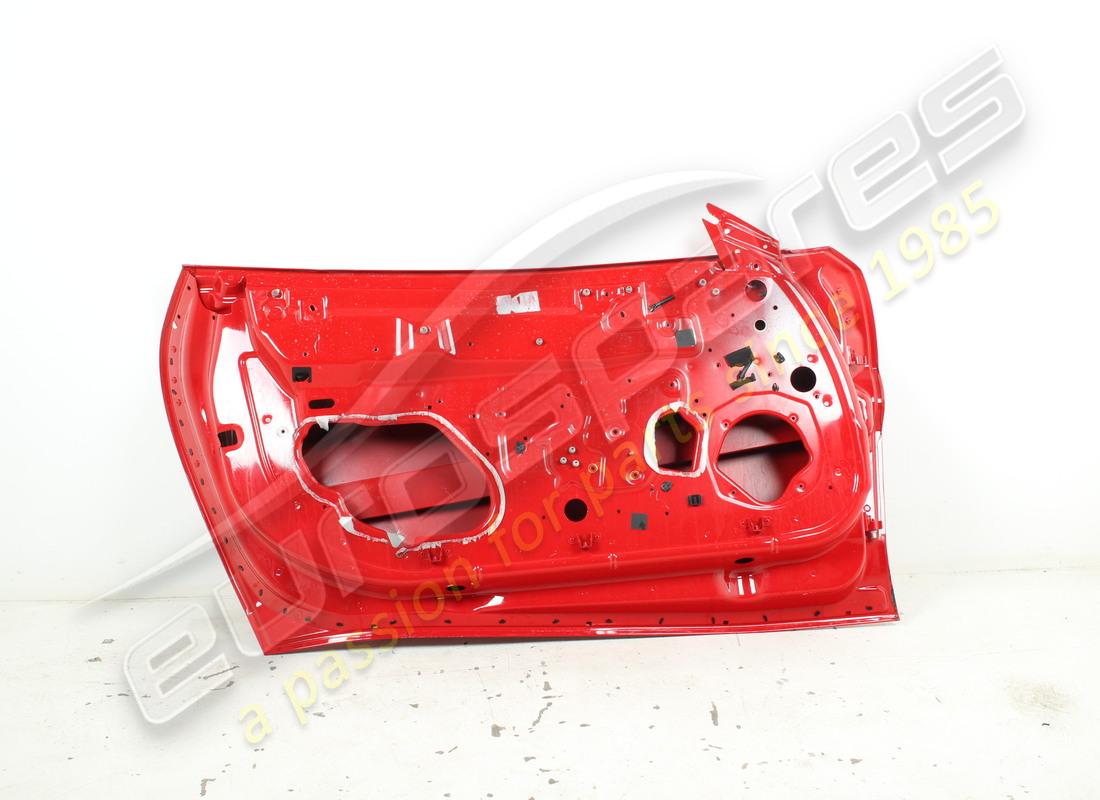 DAMAGED FERRARI LH DOOR. PART NUMBER 985765675 (2) damaged ferrari lh door. part number 985765675 (2)