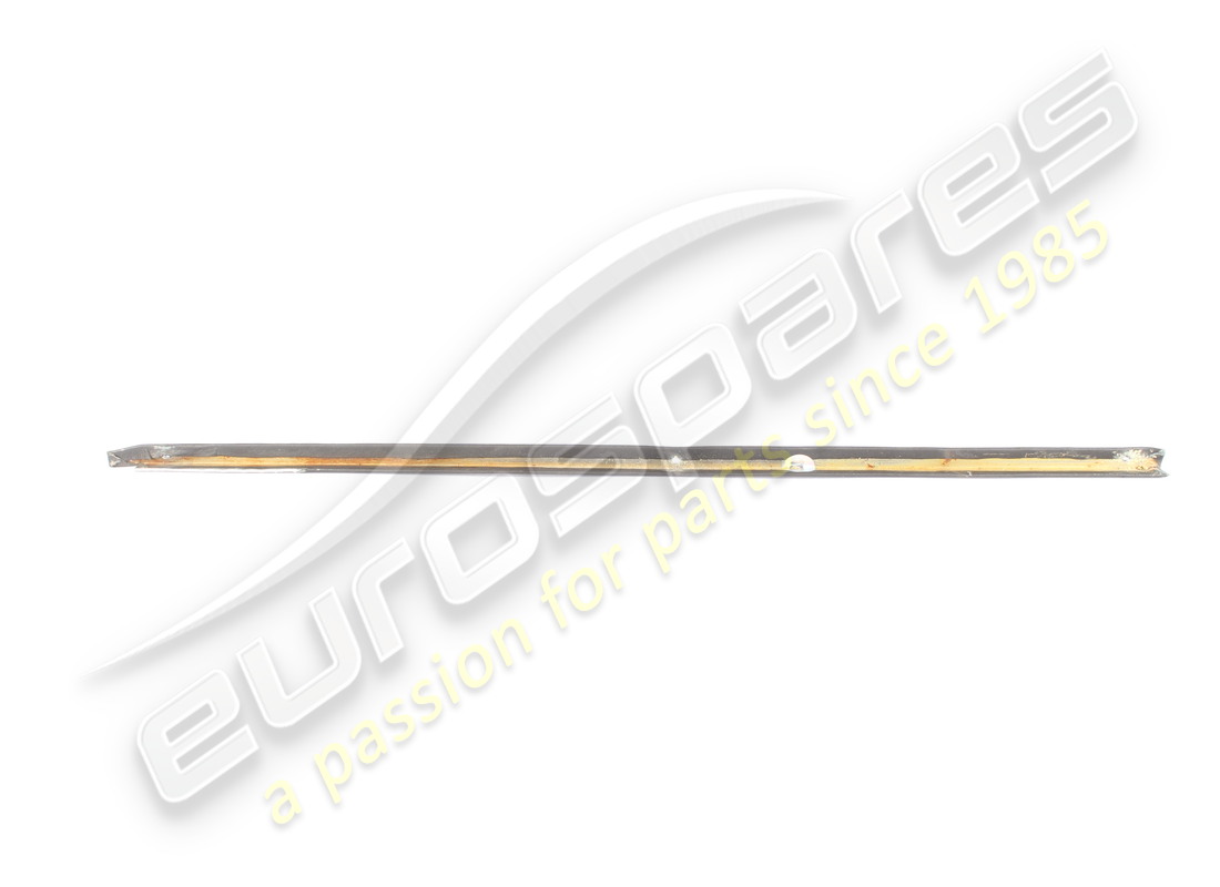 USED FERRARI COVERED RH REAR MOULDING. PART NUMBER 64690000 (2) used ferrari covered rh rear moulding. part number 64690000 (2)