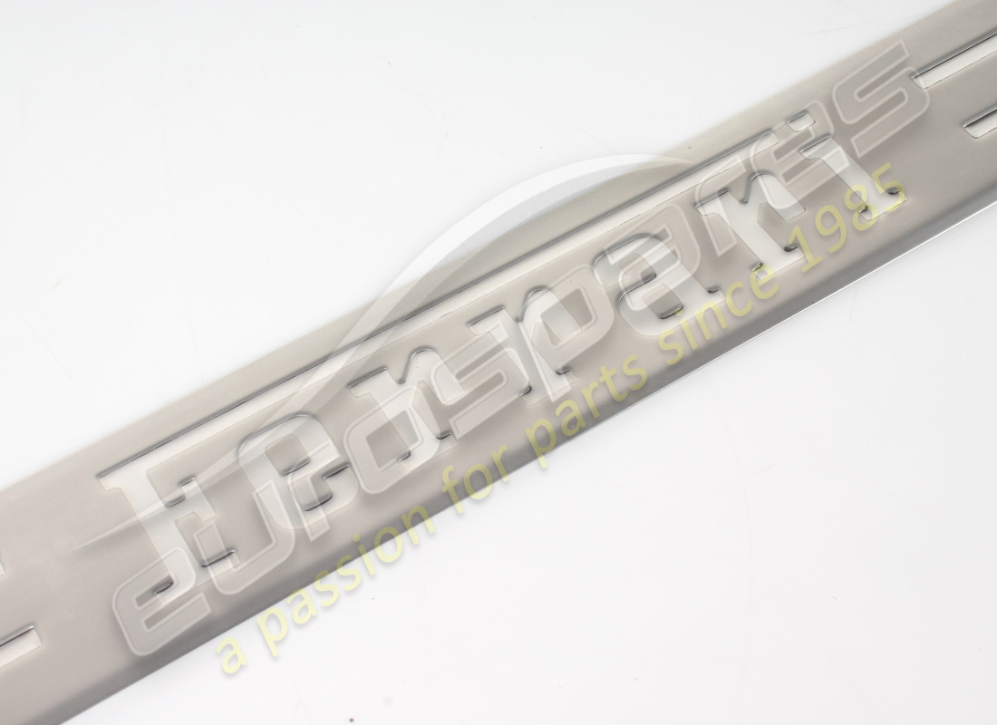 USED FERRARI BATTICALCAGNO DX. PART NUMBER 980850 (2) used ferrari batticalcagno dx. part number 980850 (2)