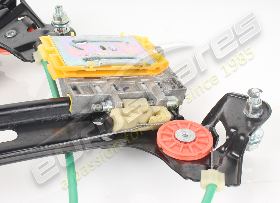 USED FERRARI ALZACRISTALLO PORTA ANTERIOR. PART NUMBER 967219 (2) used ferrari alzacristallo porta anterior. part number 967219 (2)