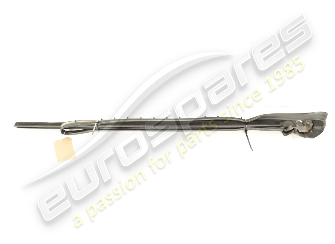 USED Ferrari LH INNER WINDOW SCRAPER SEAL . PART NUMBER 84312000 (1)