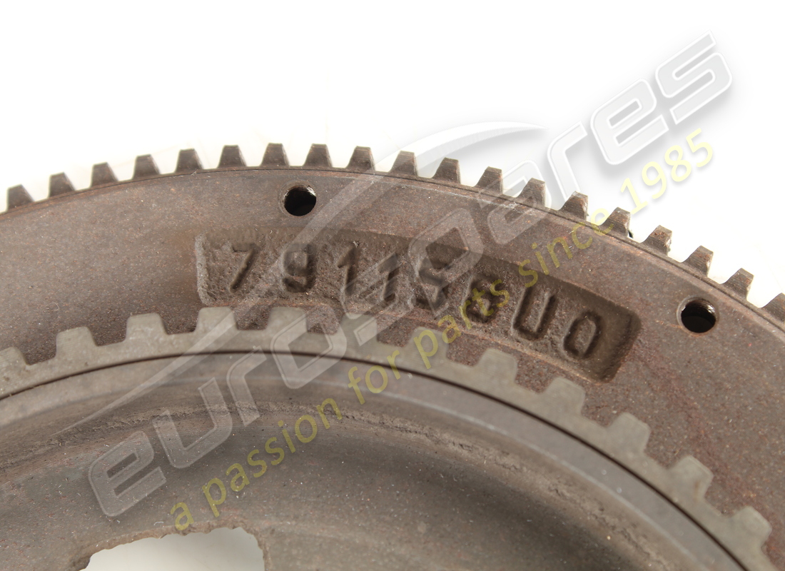 used maserati complete engine flywheel. part number 230426 (3)