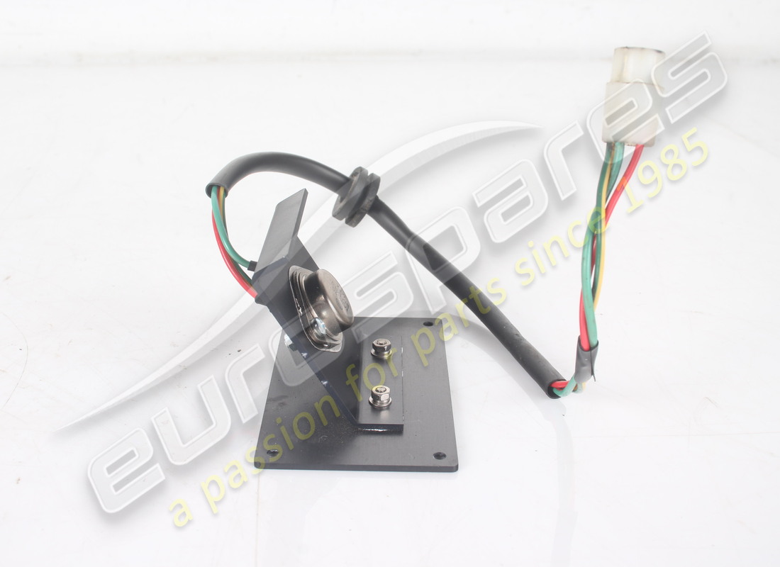 USED FERRARI POWER TRANSISTOR. PART NUMBER 126856 (2) used ferrari power transistor. part number 126856 (2)