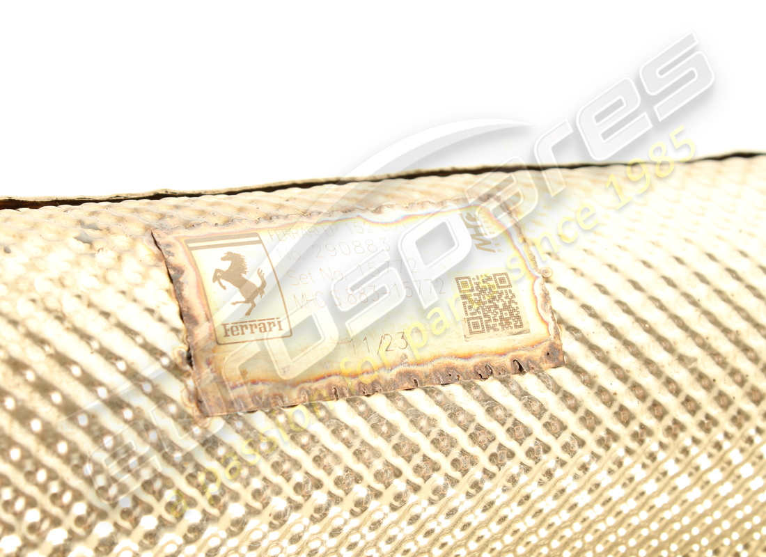 USED FERRARI CENTRAL EXTENSION. PART NUMBER 290883 (2) used ferrari central extension. part number 290883 (2)