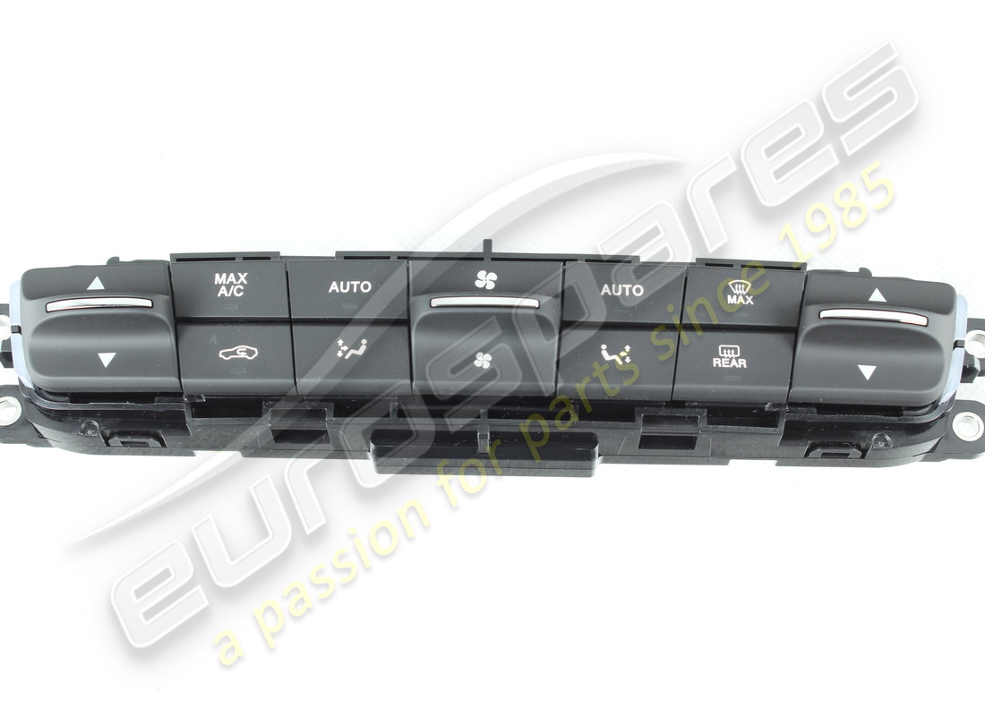 new maserati switch central trim plate. part number 670126323 (2)