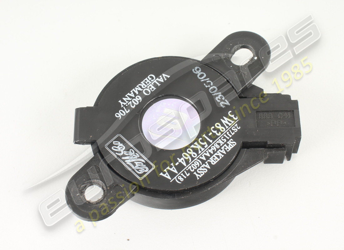 used aston martin speaker-rr park snsr. part number 1r123710342 (2)