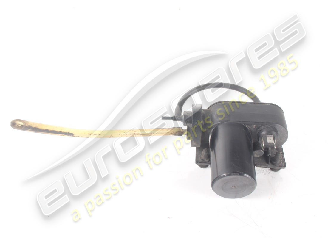 USED MASERATI VACUUM PUMP. PART NUMBER 325520172 (3) used maserati vacuum pump. part number 325520172 (3)