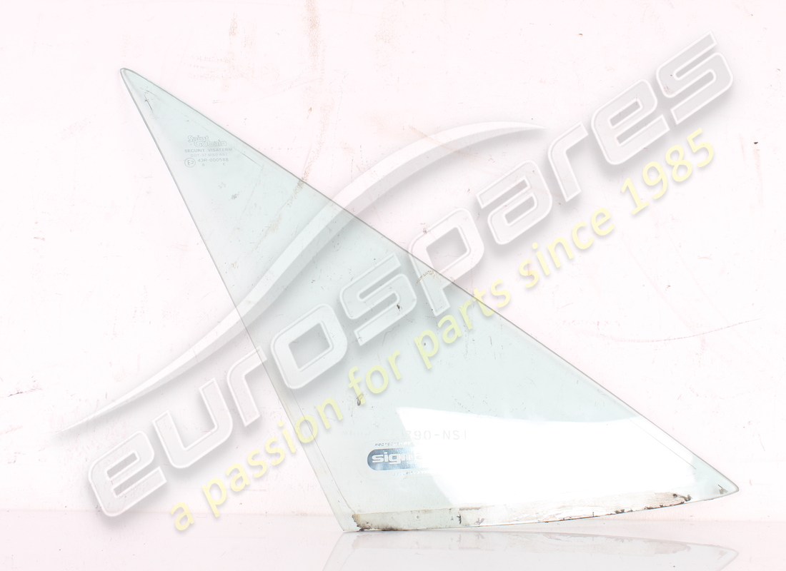 USED FERRARI RH QUARTER GLASS GTS. PART NUMBER 62344400 (1) used ferrari rh quarter glass gts. part number 62344400 (1)