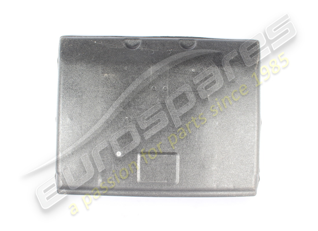 USED FERRARI LOWER STEP. PART NUMBER 68510800 (2) used ferrari lower step. part number 68510800 (2)