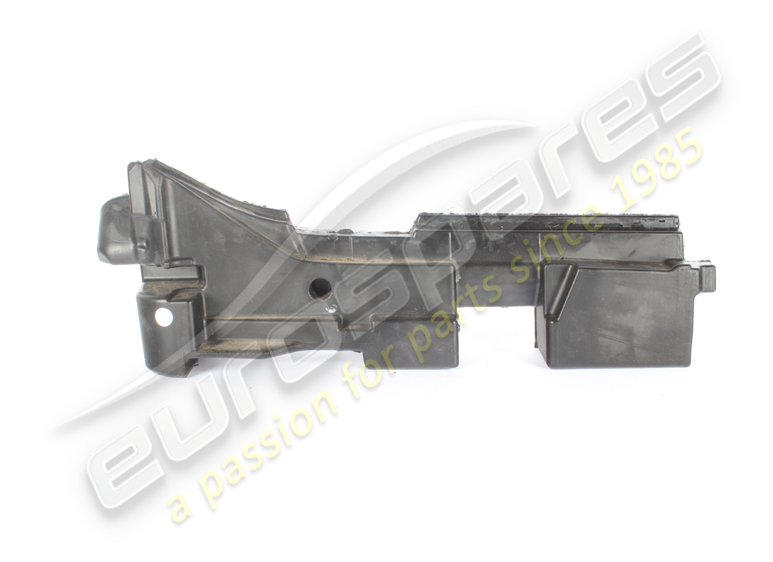 used maserati lh fender pad. part number 670156968 (2)