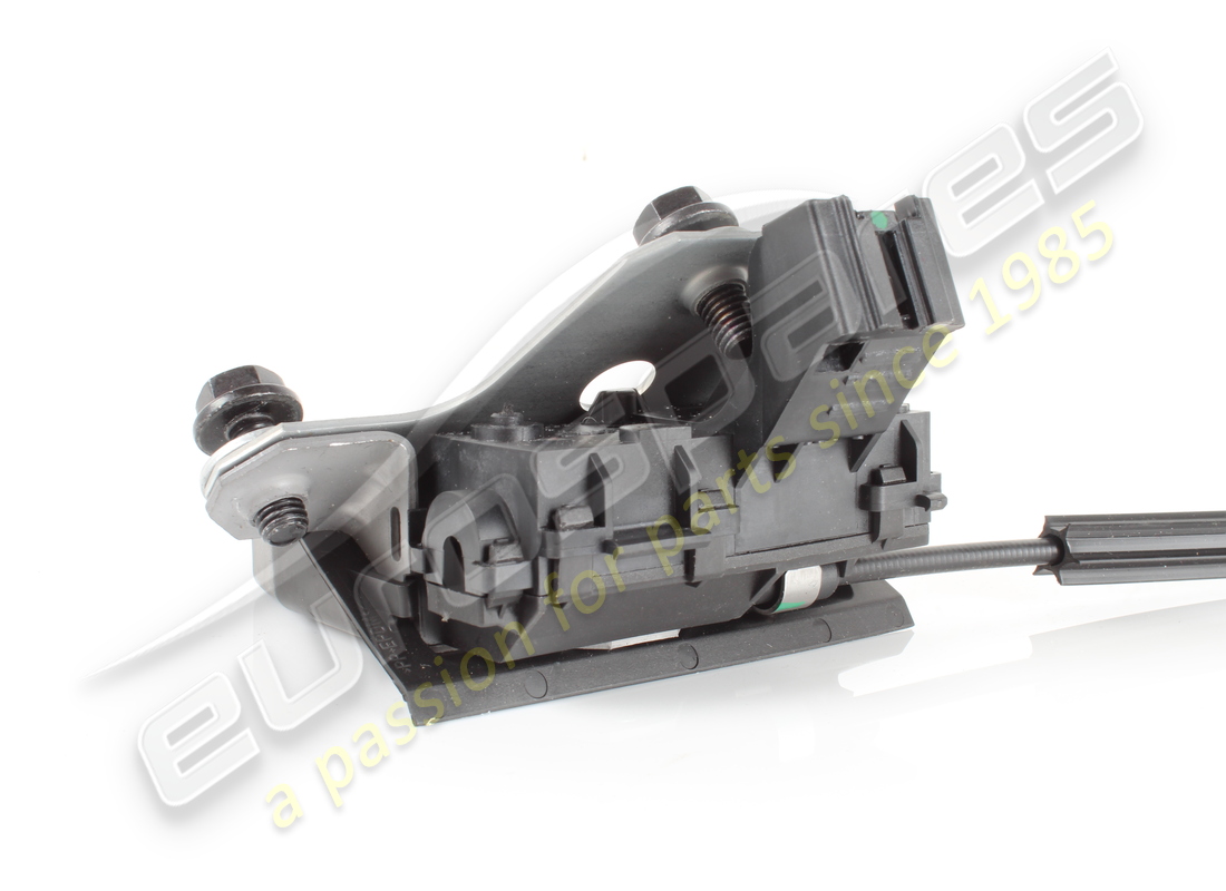 USED FERRARI REAR LID LOCK. PART NUMBER 86488700 (6) used ferrari rear lid lock. part number 86488700 (6)