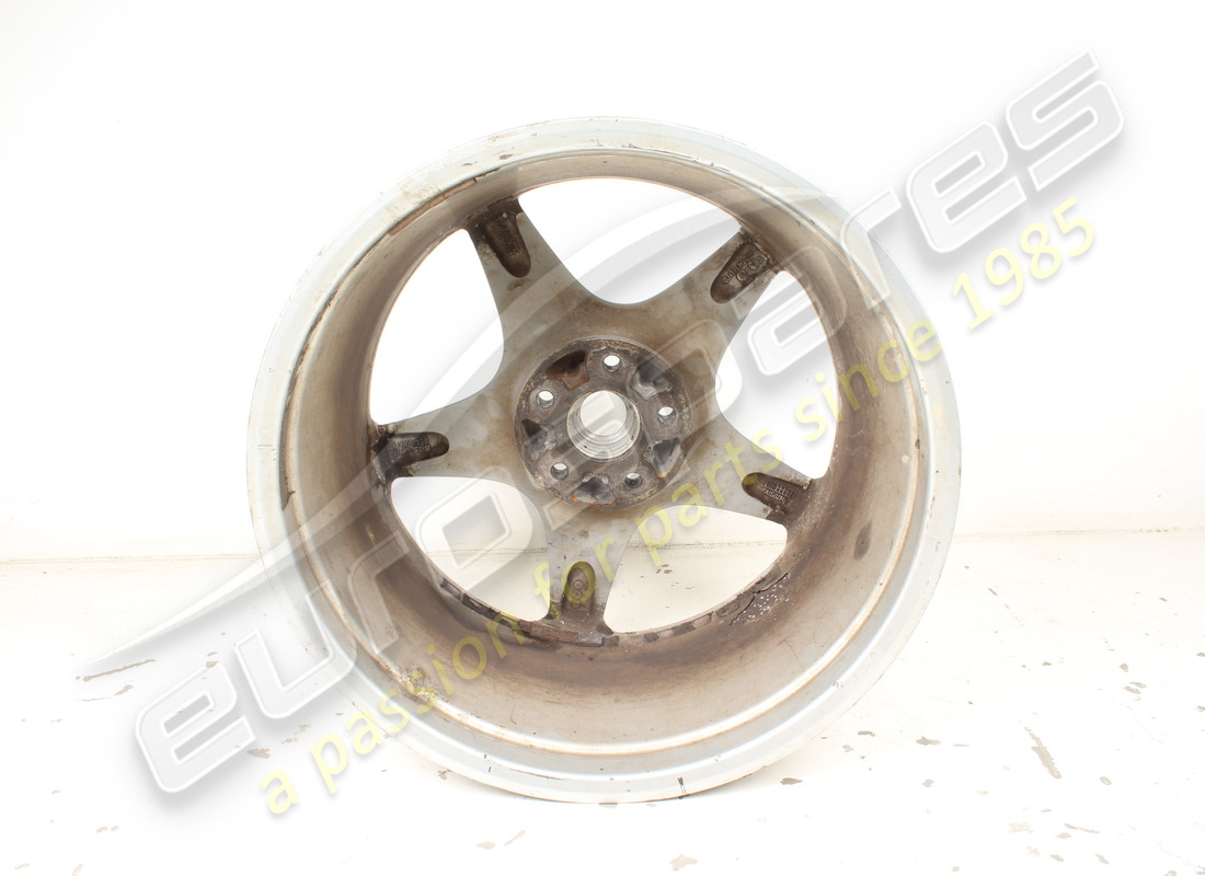 used ferrari rear wheel rim 10jx19. part number 194187 (6)