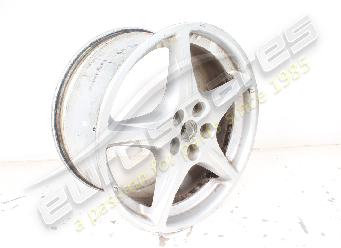 used ferrari rear wheel rim 10jx19. part number 194187 (5)