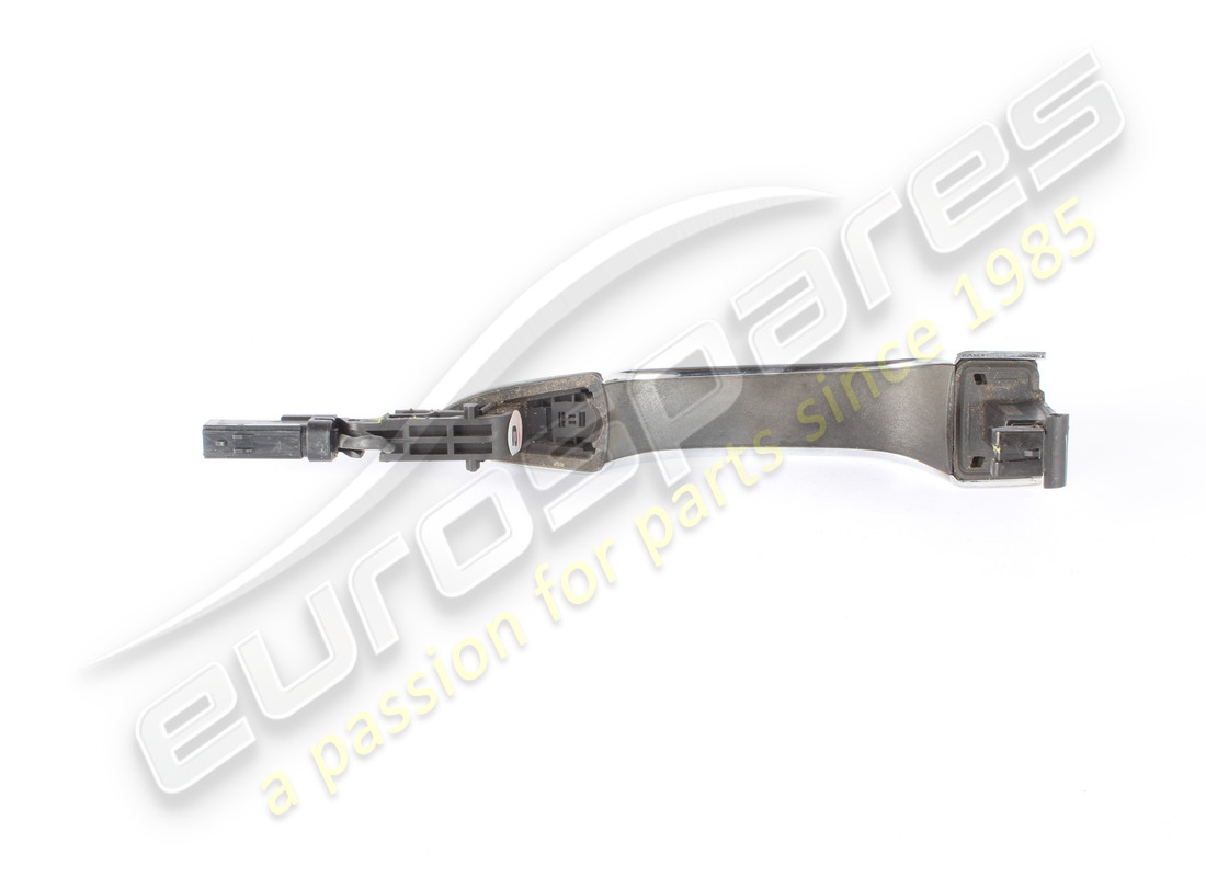 USED MASERATI RH OUTER HANDLE DOOR OPENING. PART NUMBER 670013707 (2) used maserati rh outer handle door opening. part number 670013707 (2)