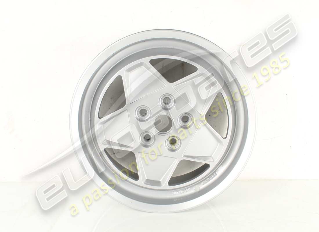 RECONDITIONED FERRARI ROAD WHEEL RIM 180 TR 415. PART NUMBER 127151 (1) reconditioned ferrari road wheel rim 180 tr 415. part number 127151 (1)