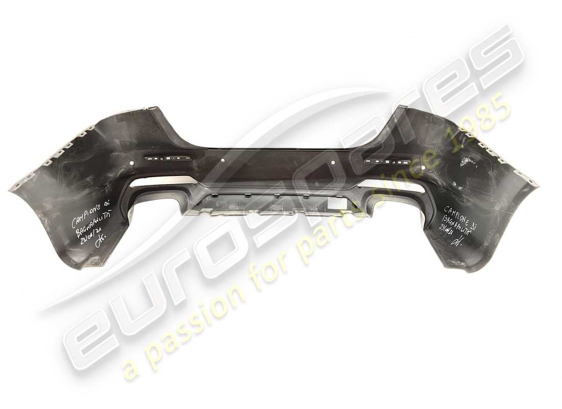 new (other) maserati rear bumper. part number 673007006 (3)