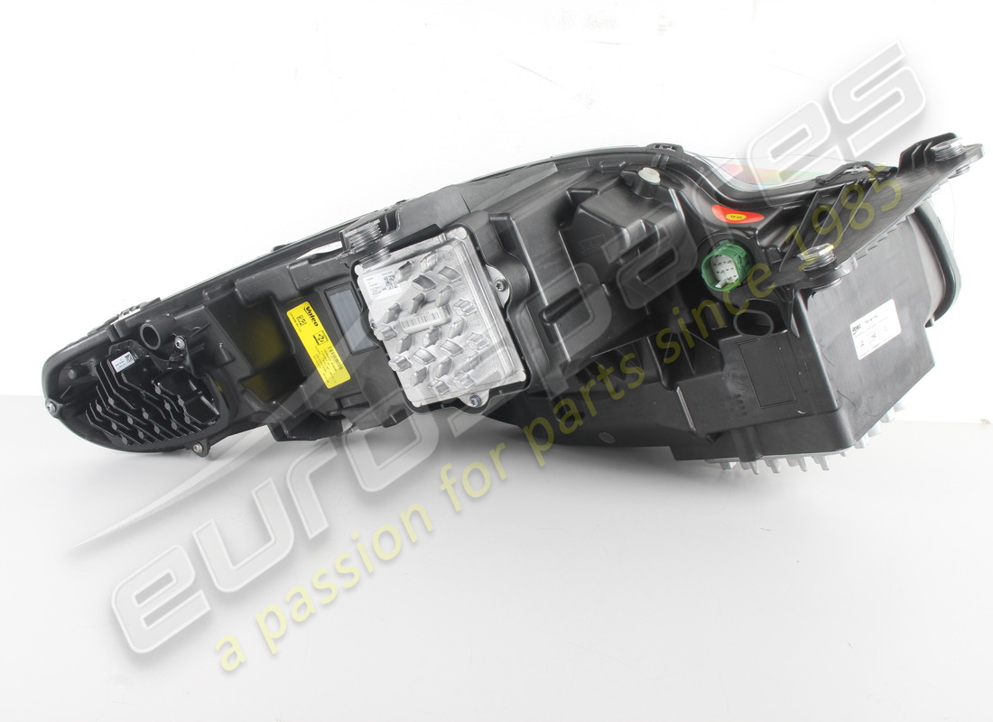 NEW FERRARI LH HEADLAMP. PART NUMBER 918250 (4) new ferrari lh headlamp. part number 918250 (4)