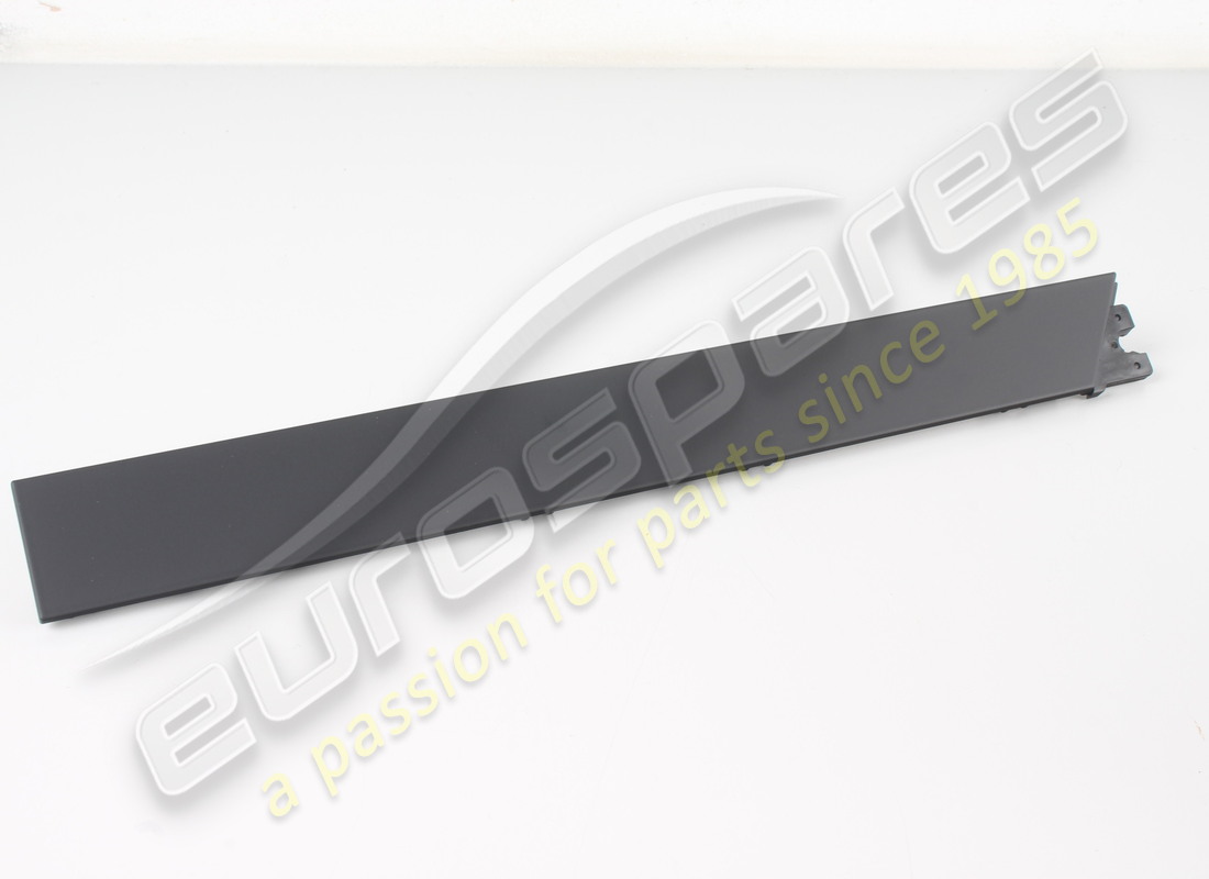 new porsche trim (passenger side) (pr-l0l) black. part number 992858020b5q0 (1)