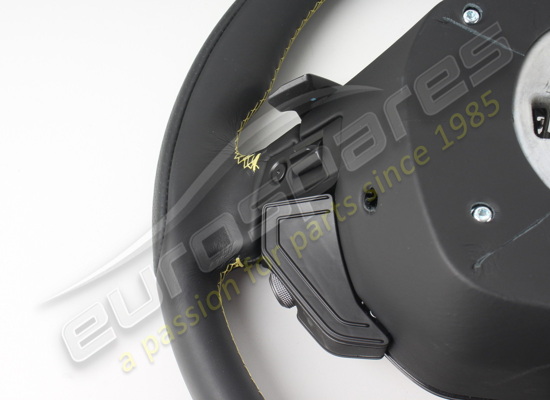 NEW FERRARI STEERING WHEEL, CARBON+LED+SOSP. PART NUMBER 910847 (7) new ferrari steering wheel, carbon+led+sosp. part number 910847 (7)