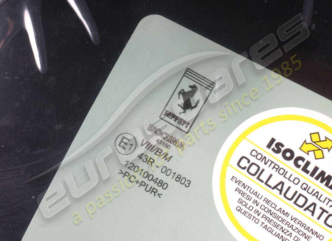 new ferrari lh rear quarterlight. part number 82989000 (2)