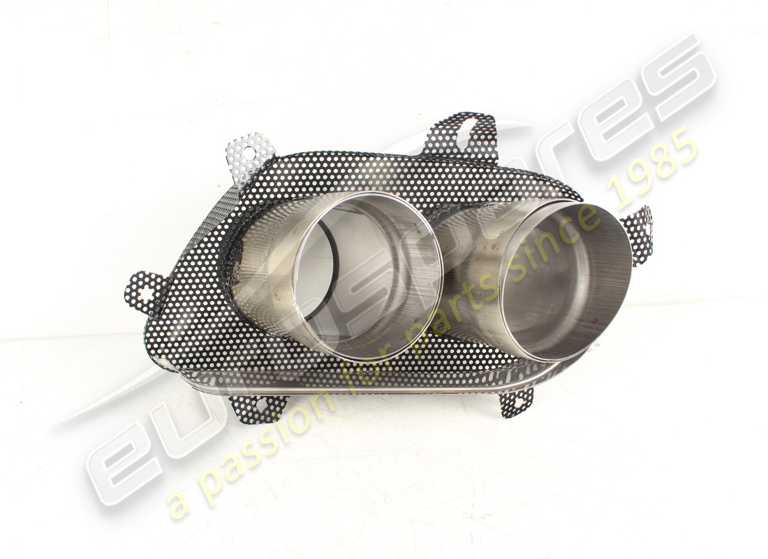 NEW FERRARI RH TAILPIPES WITH MESH. PART NUMBER 89381600 (2) new ferrari rh tailpipes with mesh. part number 89381600 (2)
