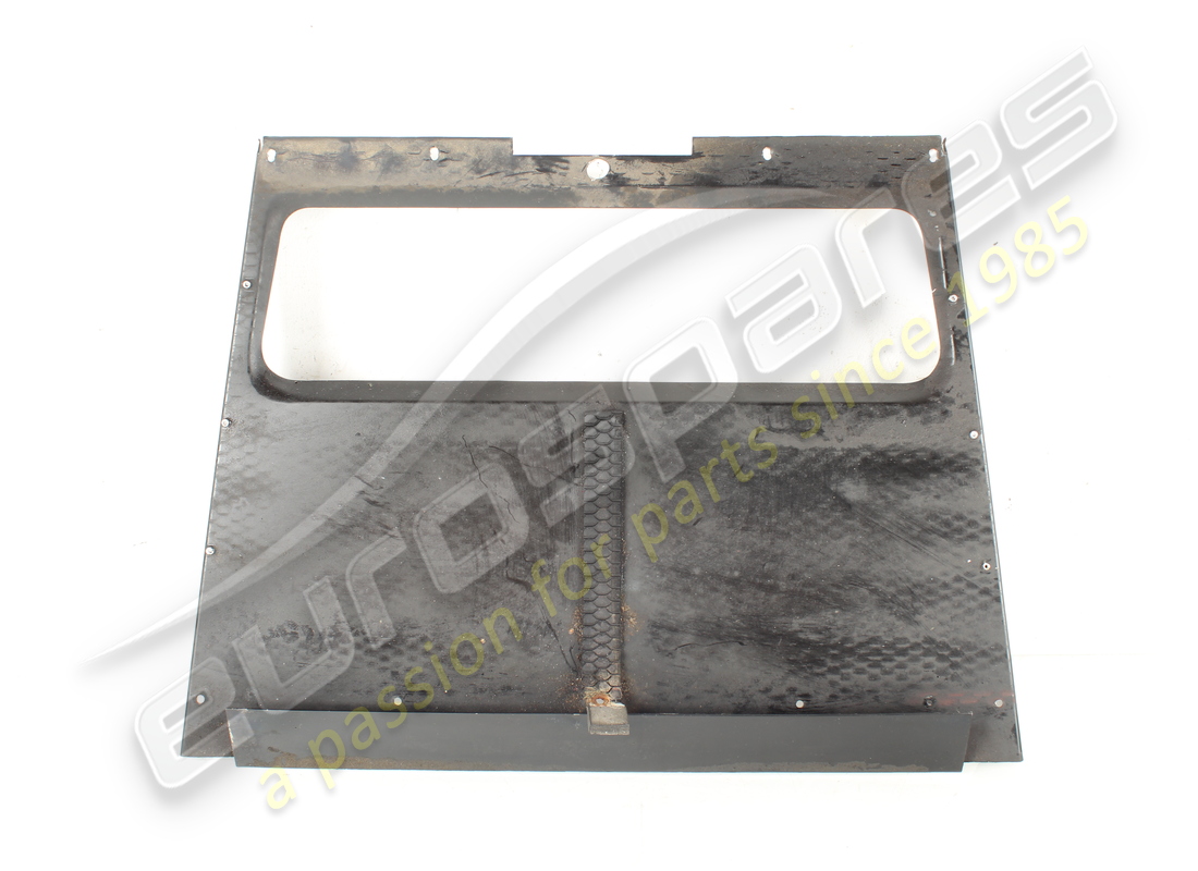 used ferrari shield. part number 61205100 (3)